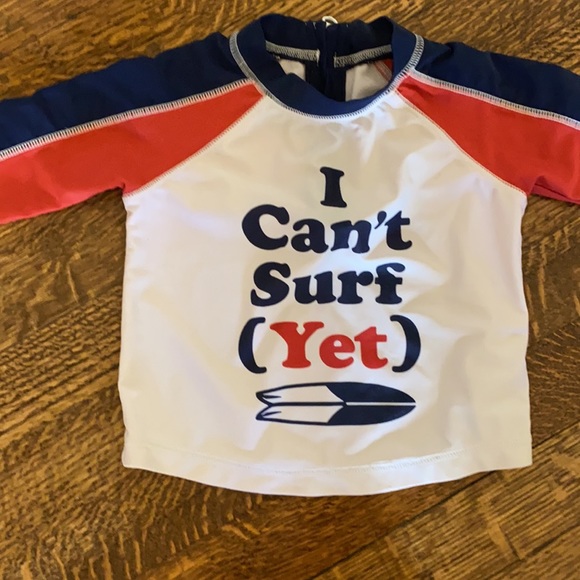 GAP rash guard and swim trunks - Picture 2 of 7